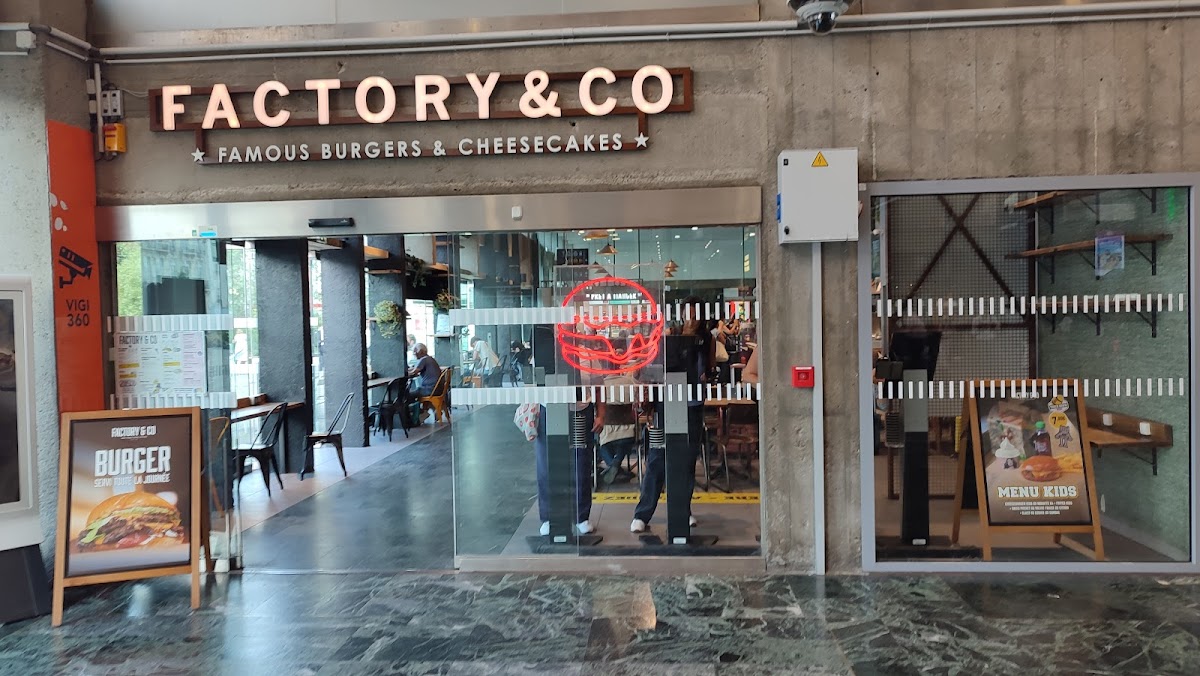 Factory & Co Gare De Nantes Nord